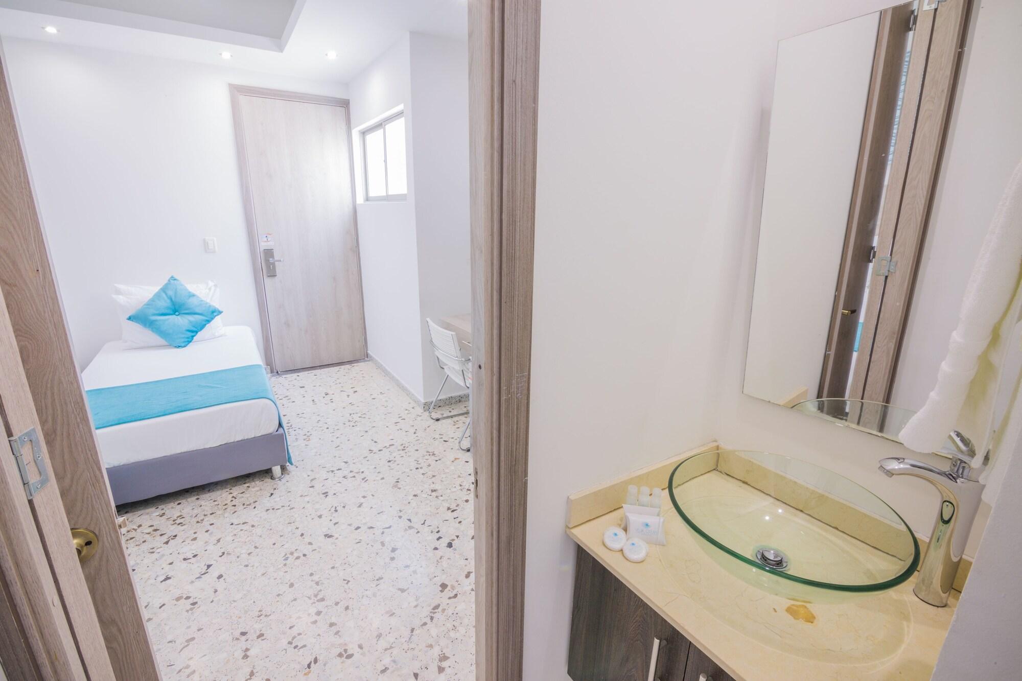 Velik Ocean Hotel Aeropuerto Kartagena Zewnętrze zdjęcie
