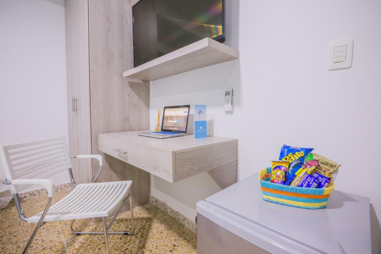 Velik Ocean Hotel Aeropuerto Kartagena Zewnętrze zdjęcie